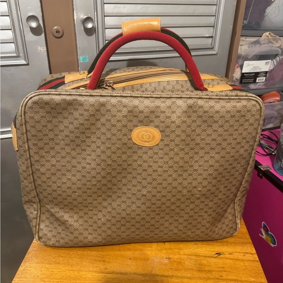 Gucci Brown Monogram travel bag - Picture 2 of 16